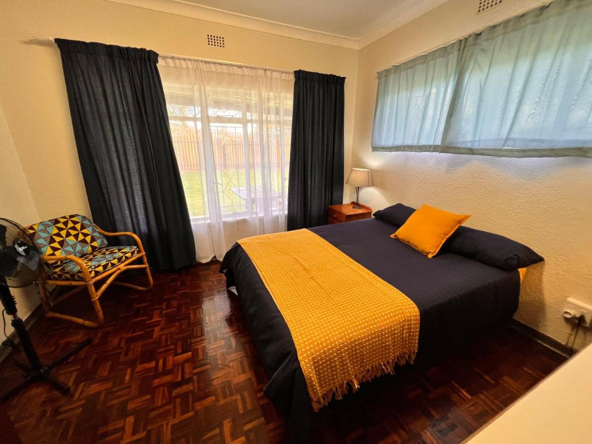 Firefly Budget Friendly Guest House Kempton Park Exterior foto