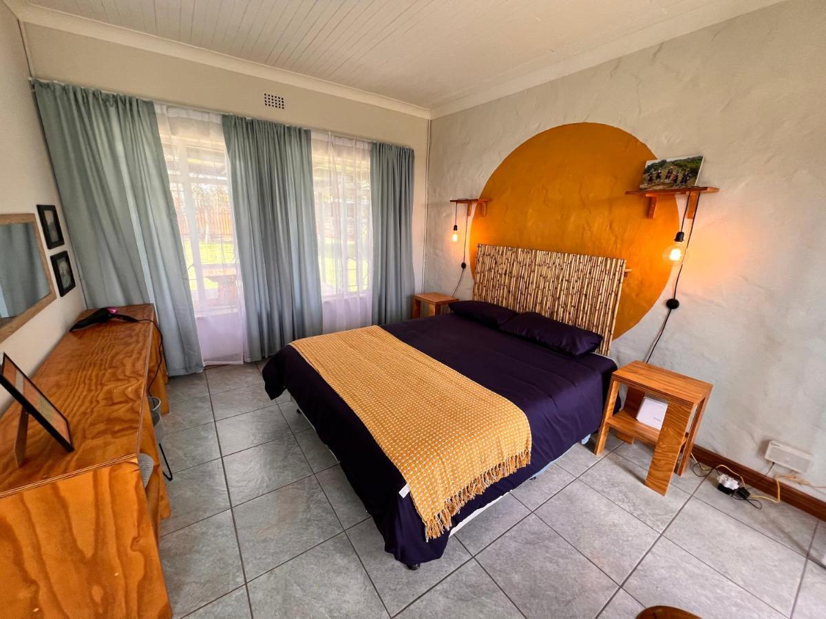 Firefly Budget Friendly Guest House Kempton Park Exterior foto
